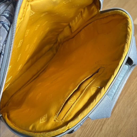 Vera Bradley quilted Campus Backpack laptop gray floral - Picture 3 of 10